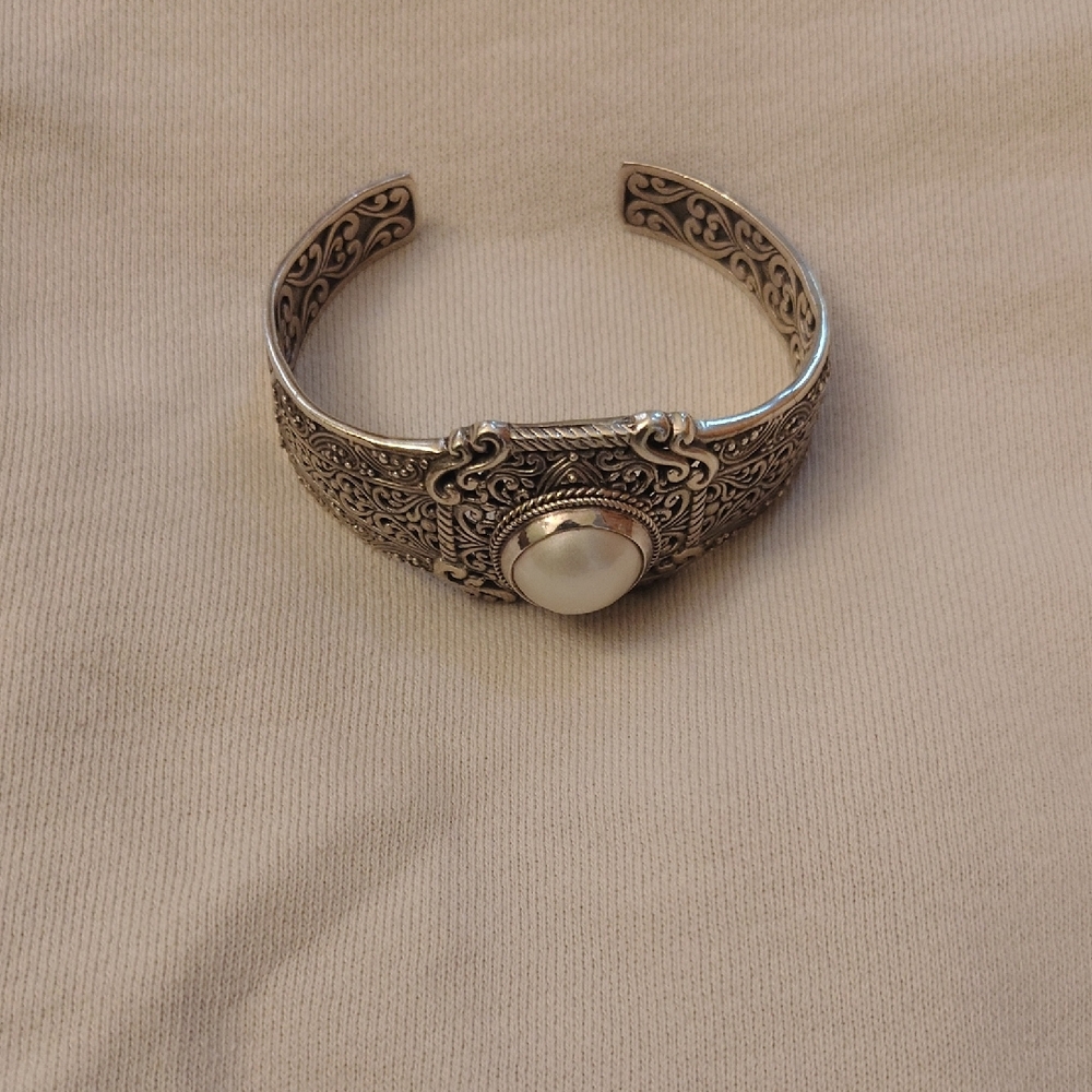 SARDA Silver Cuff Bracelet with Pearl Accent
